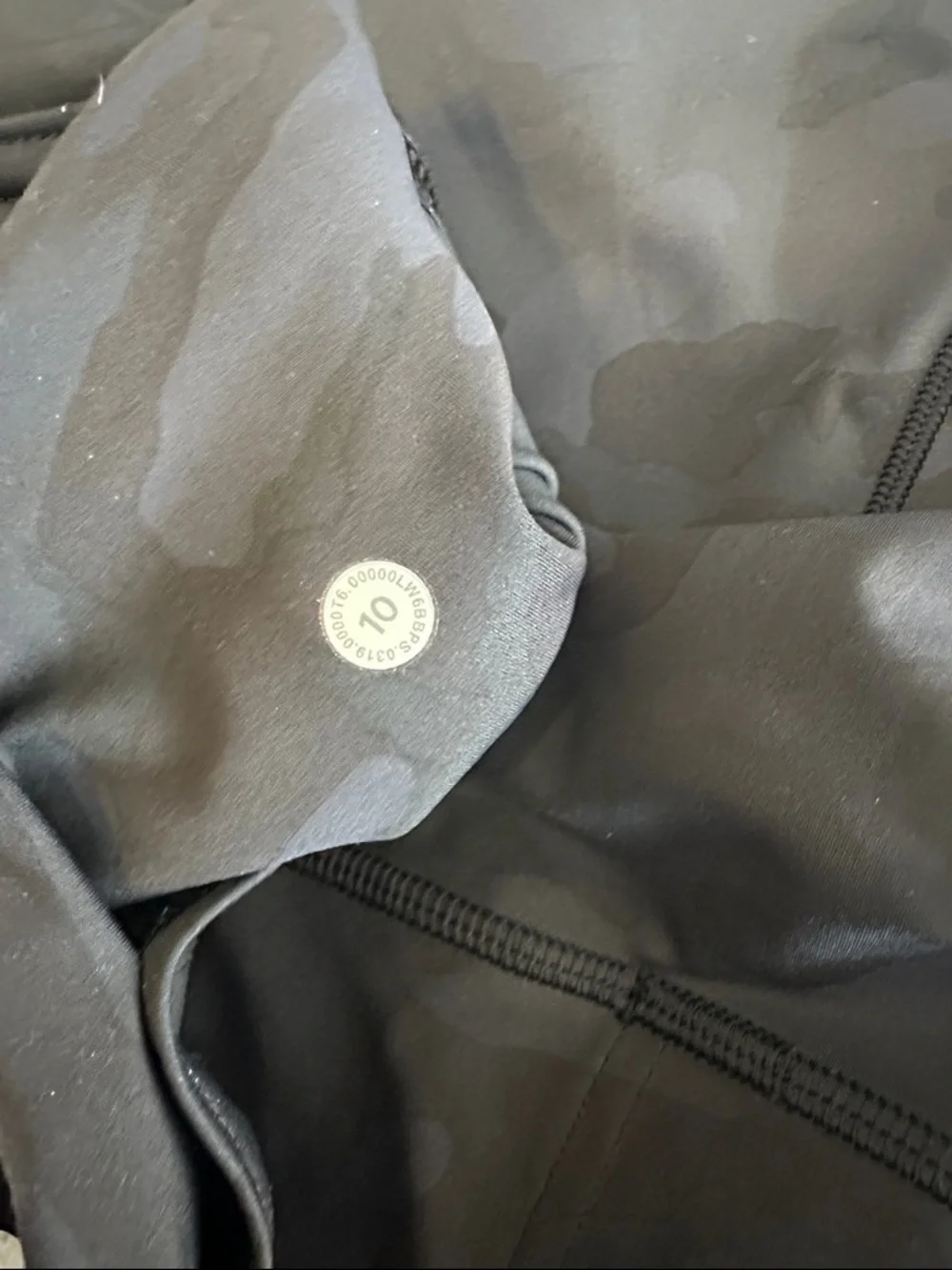 Lululemon Fast and Free High Rise Crop - Picture 8 of 10